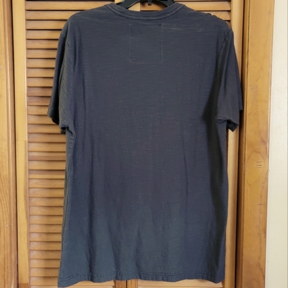 Broken Threads Mens Distressed Graphic Tee Size Medium - Picture 5 of 8